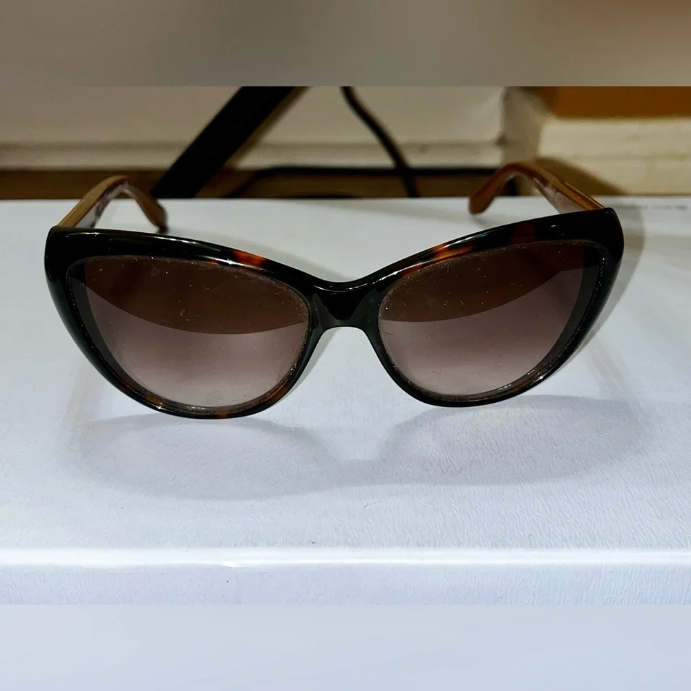 Marc By Marc Jacobs Black Classic Sunglasses - Picture 7 of 7
